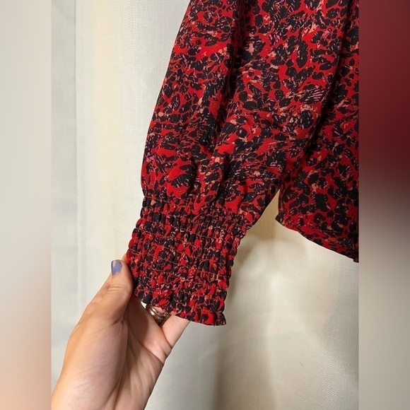 Sanctuary Red and Black V Neck Harmony Blouse in Surreal XS - Picture 7 of 10